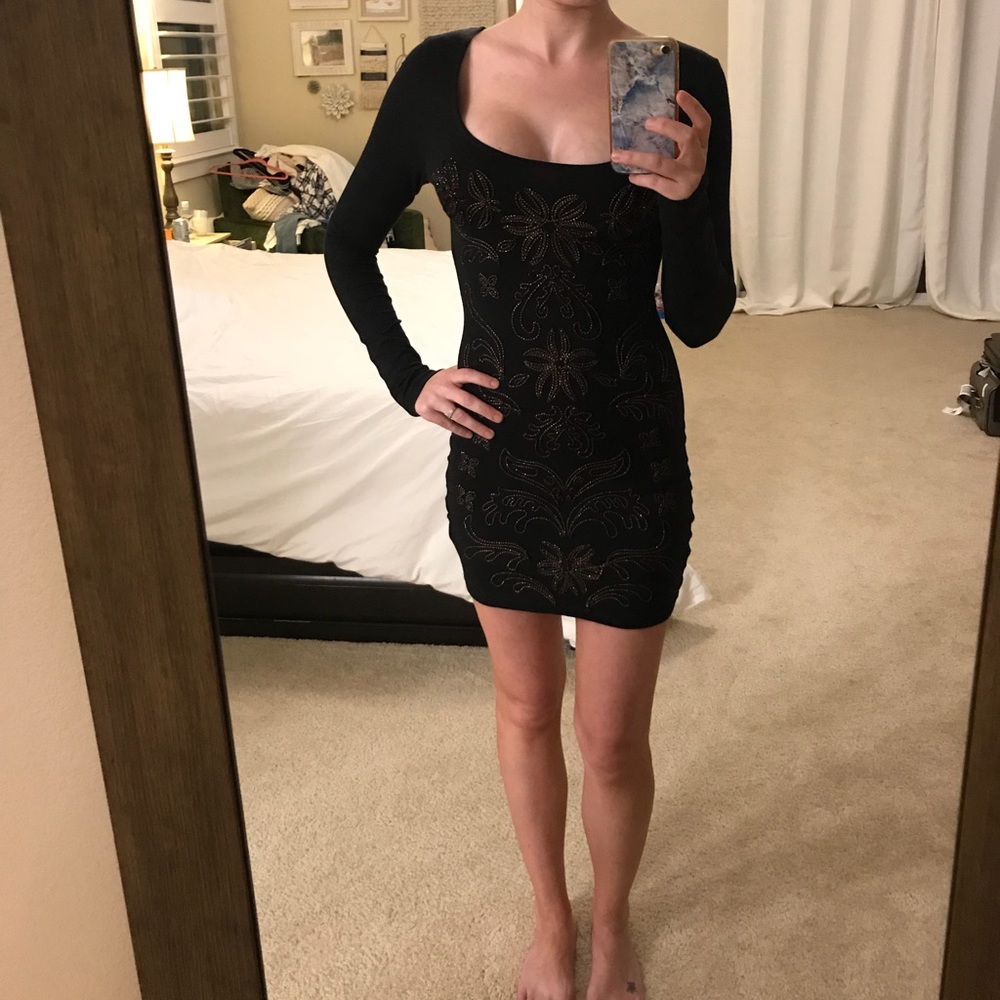 FLASH SALE💥Free People Embroidered Knit Mini